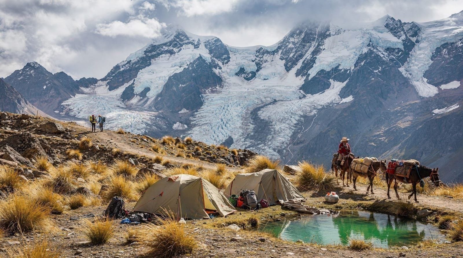 Huayhuash circuit guide: the great Andean trek done right — Planning the Cordillera Huayhuash circuit: route options, daily passes above 4,7
