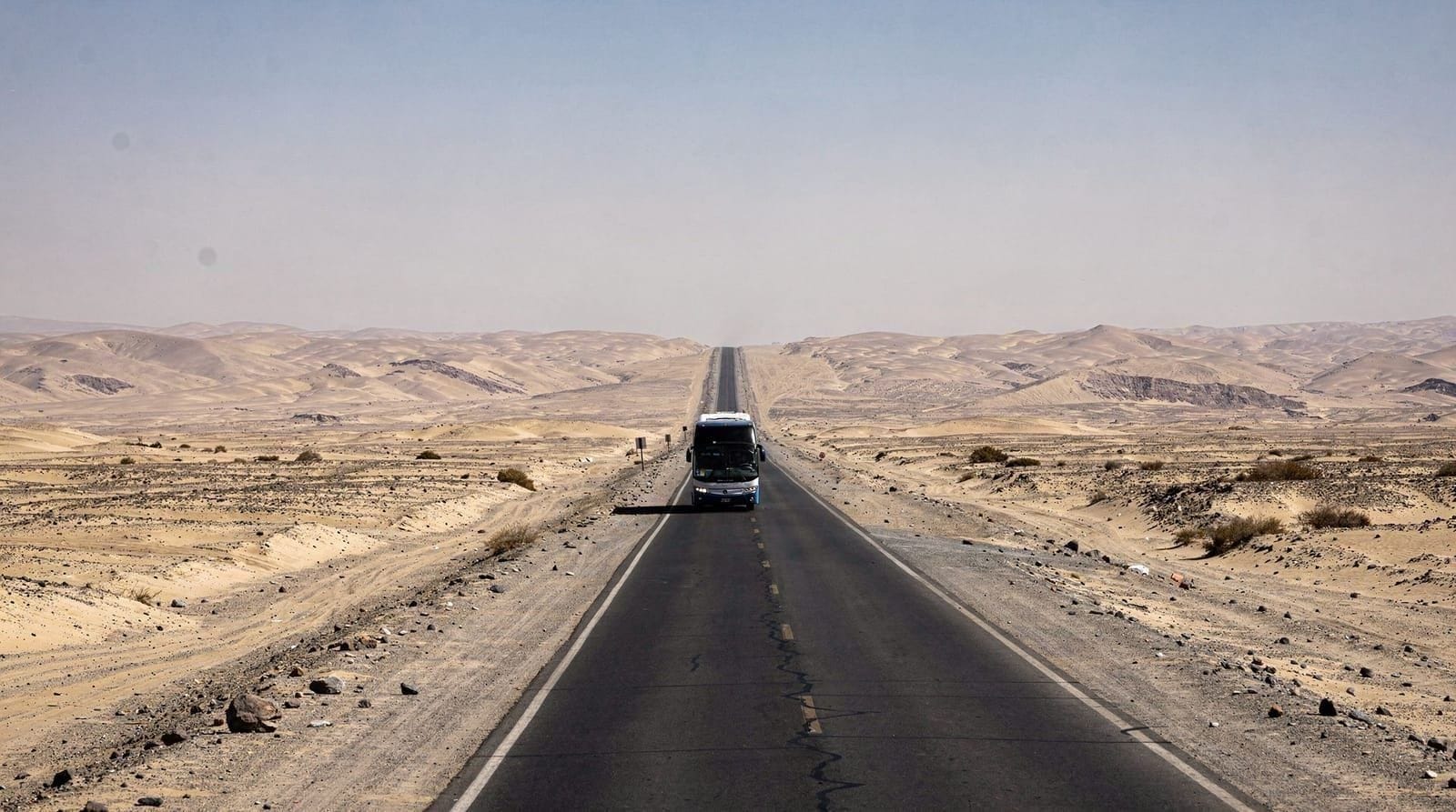 Lima to Paracas and Nazca: route, transport and timing — How to travel Lima to Paracas, Ica, Huacachina and Nazca — distances, bus vs Per