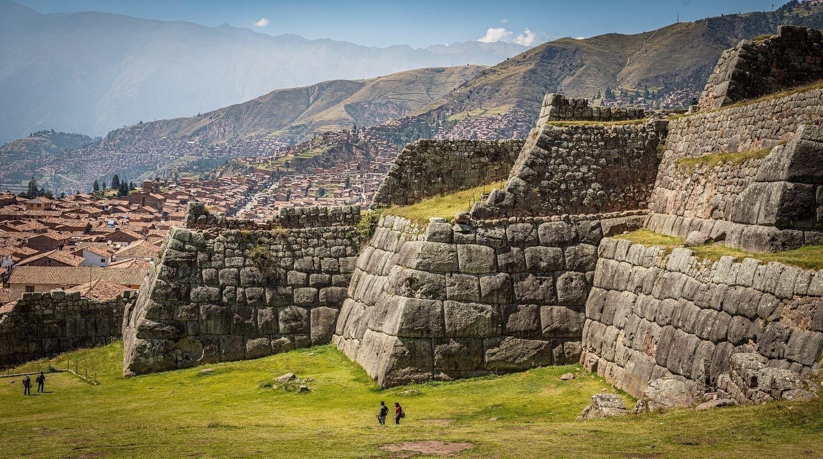 Cusco half-day city tour with Sacsayhuamán: an honest review — An honest review of the Cusco half-day city tour: price in soles and USD, the Sa