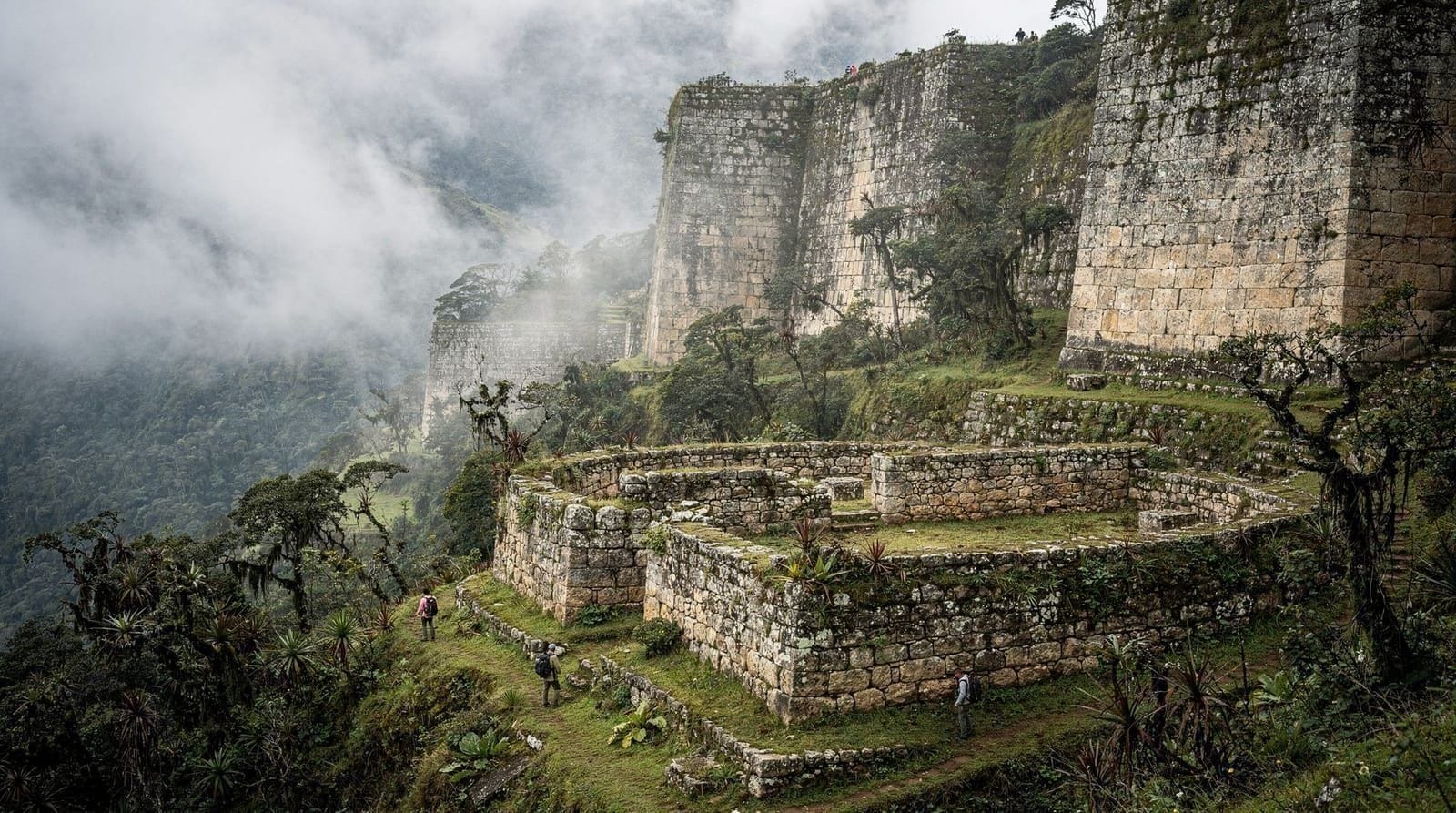 Festung Kuélap und Seilbahn-Tour ab Chachapoyas: ein ehrlicher Bericht — Ehrlicher Bericht zur Tagestour zur Festung Kuélap mit Seilbahn ab Chachapoyas: 