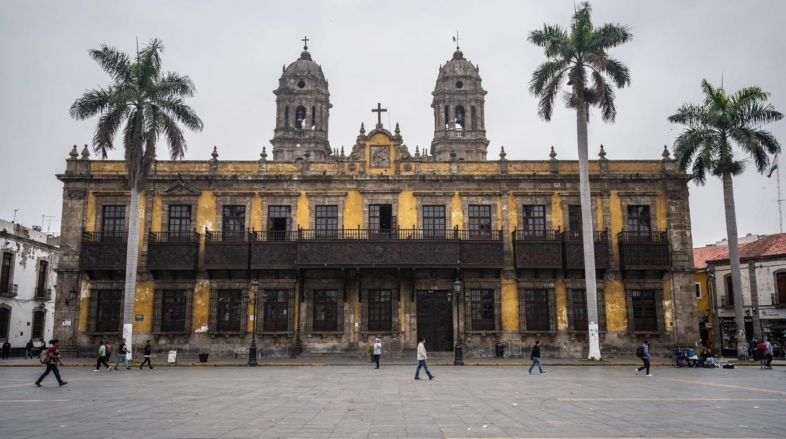 Lima Stadtrundfahrt mit Larco-Museum und Huaca Pucllana im Test — Ehrlicher Bericht zur Lima Stadtrundfahrt mit Larco-Museum und Huaca Pucllana: P
